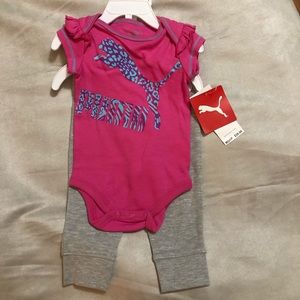 PUMA “2-piece” matching set Infant Size 0-3M